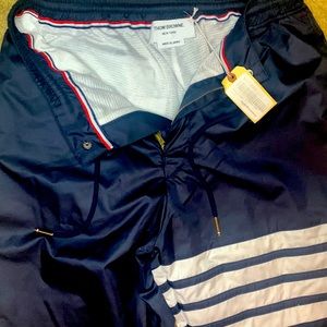 Thom Browne BRAND NEW . Never worn . Navy blue, joggers
